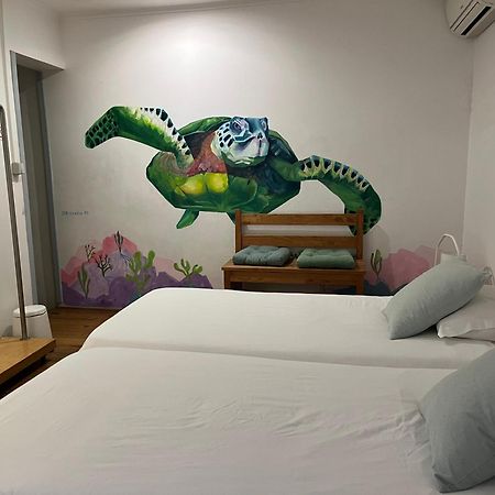 Alface Hall Hostel & Bar Lisbon Luaran gambar