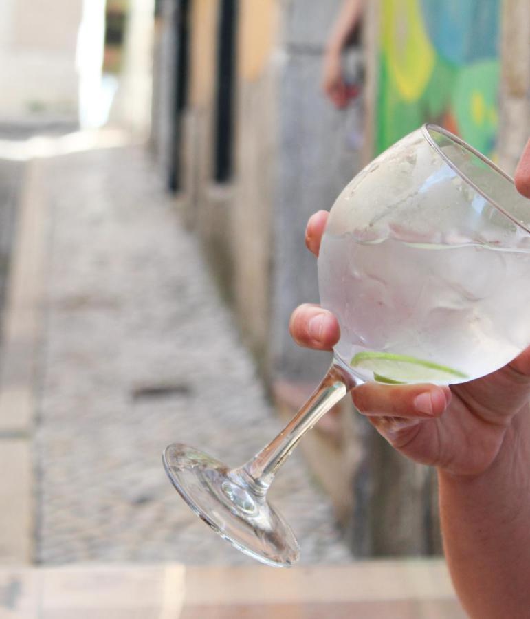 Alface Hall Hostel & Bar Lisbon Luaran gambar