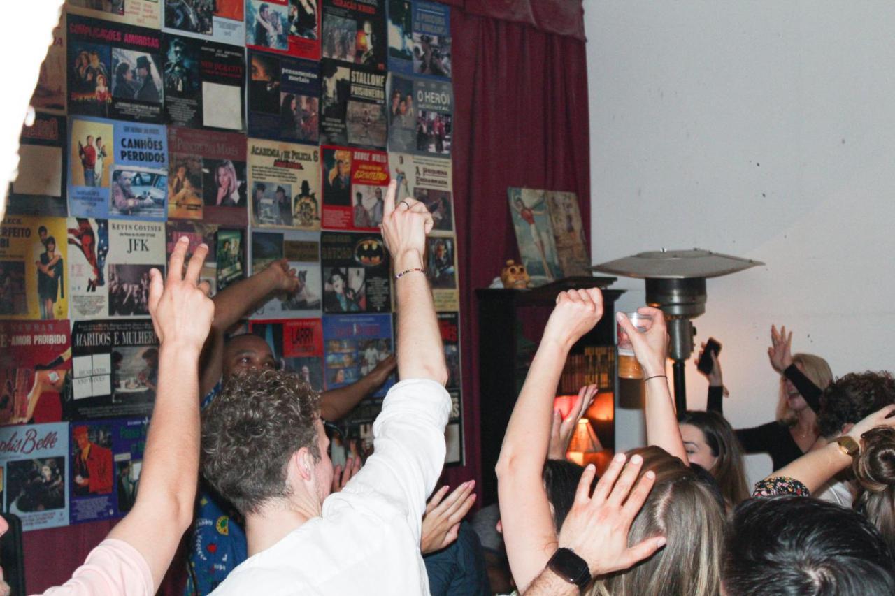Alface Hall Hostel & Bar Lisbon Luaran gambar