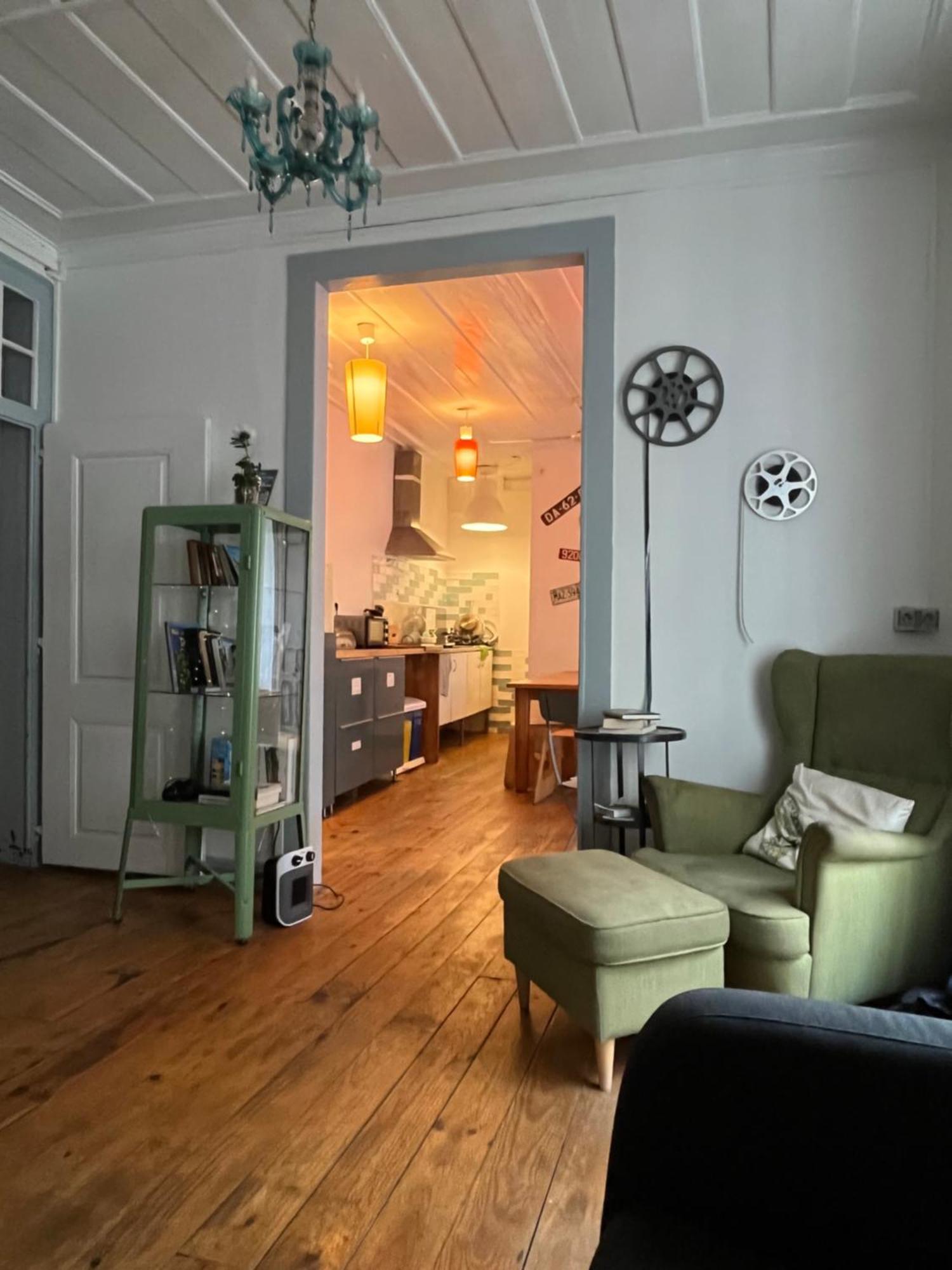 Alface Hall Hostel & Bar Lisbon Luaran gambar
