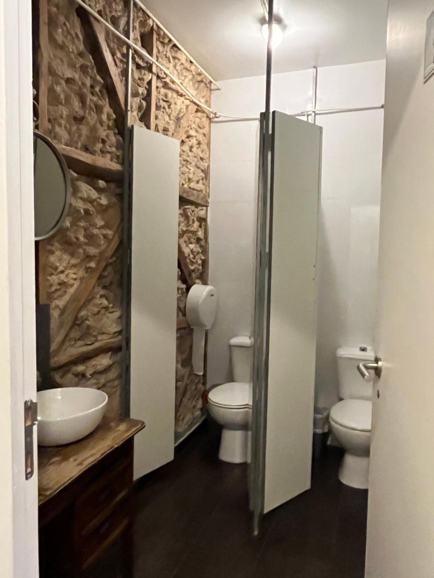 Alface Hall Hostel & Bar Lisbon Luaran gambar